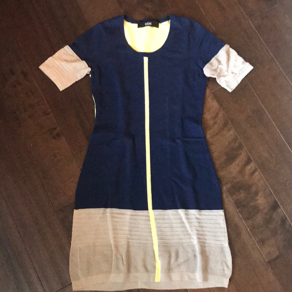 Cut 25 dress